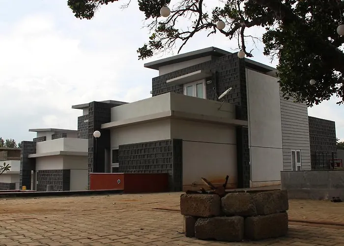 Leisure Vacations Cloud9 Resort,Yelagiri